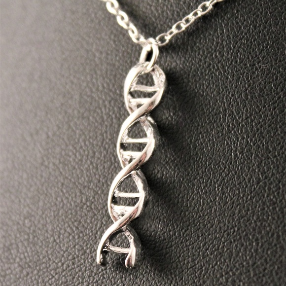 Jewelry - Silver DNA Strand Pendant Necklace/Chain